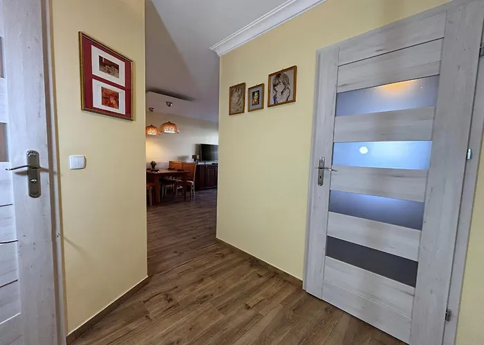 Apartamenty Bryza - Osiedle Debina - Centrum