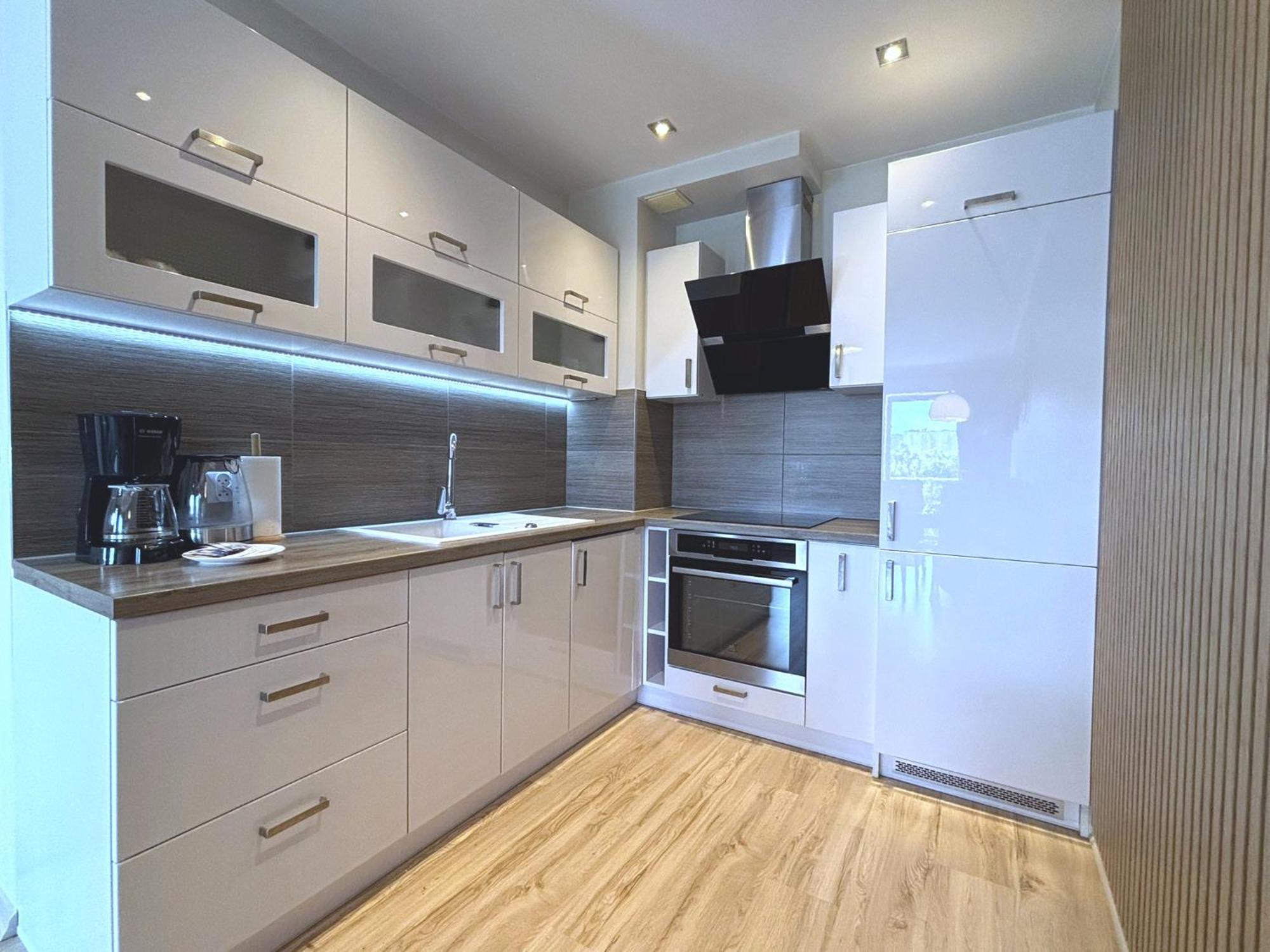 Bryza - Osiedle Debina - Centrum Apartment *
